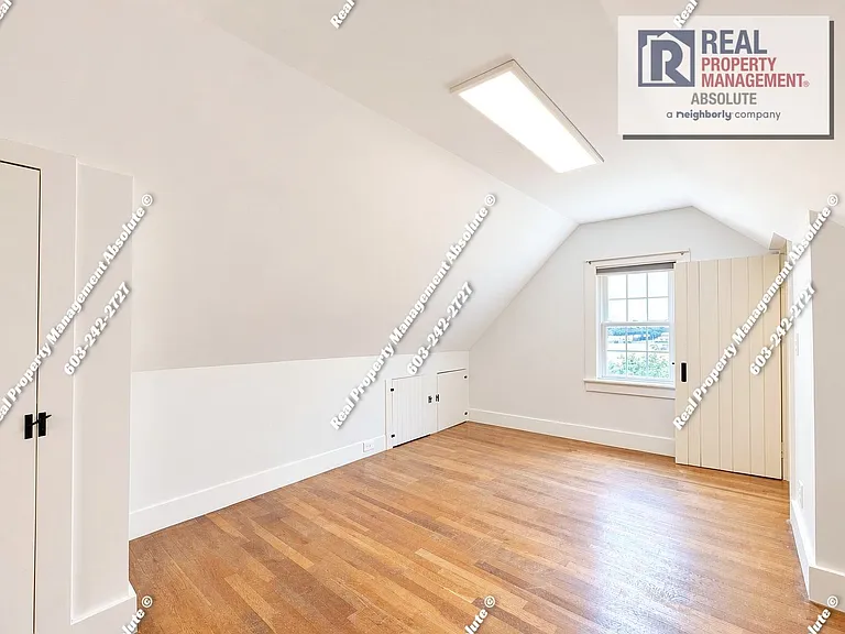 208 Manchester St — Photo 22