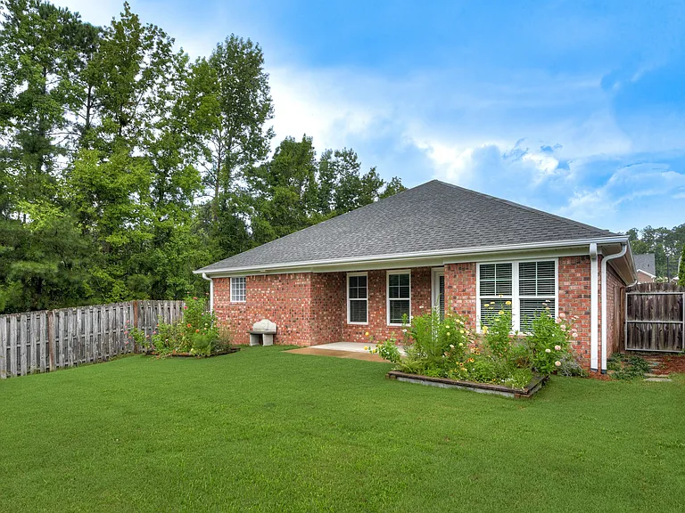 2110 Red Maple Trce — Photo 29