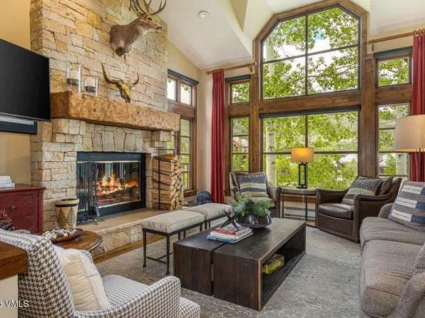 450 Offerson Rd APT S-6, Beaver Creek, CO 81620