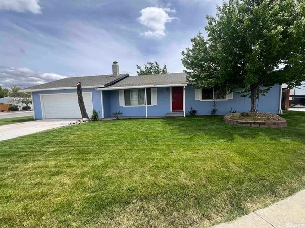 907 Peridot Ct, Carson City, NV 89705