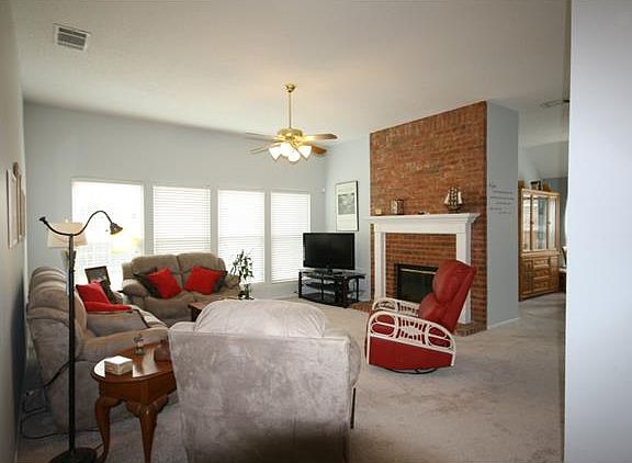 4th image of 1806 Dalewood Trl