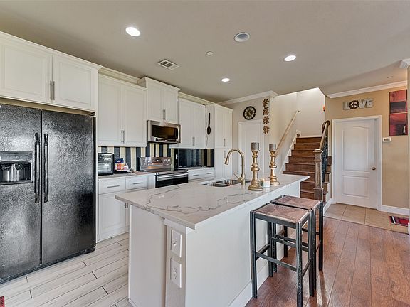 5th image of 6228 Texana Way