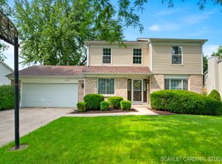 118 Arbor Ave, Sugar Grove, IL 60554