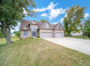 11993 Hayes Rd, Brooklyn, MI 49230