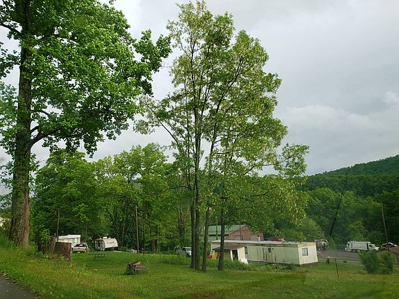 5th image of 28 Turkey Knob Ln