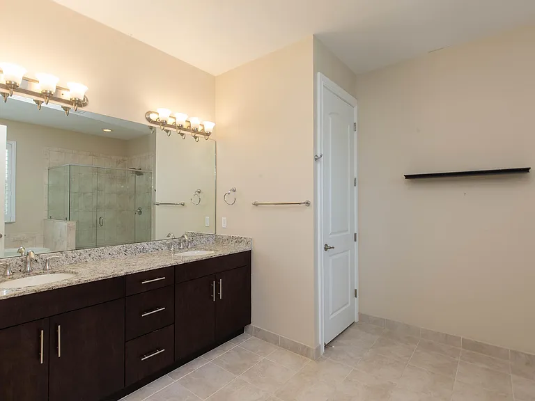63 Dogwood Ct — Photo 13
