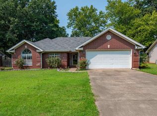 17 Robin Ln, Cabot, AR 72023