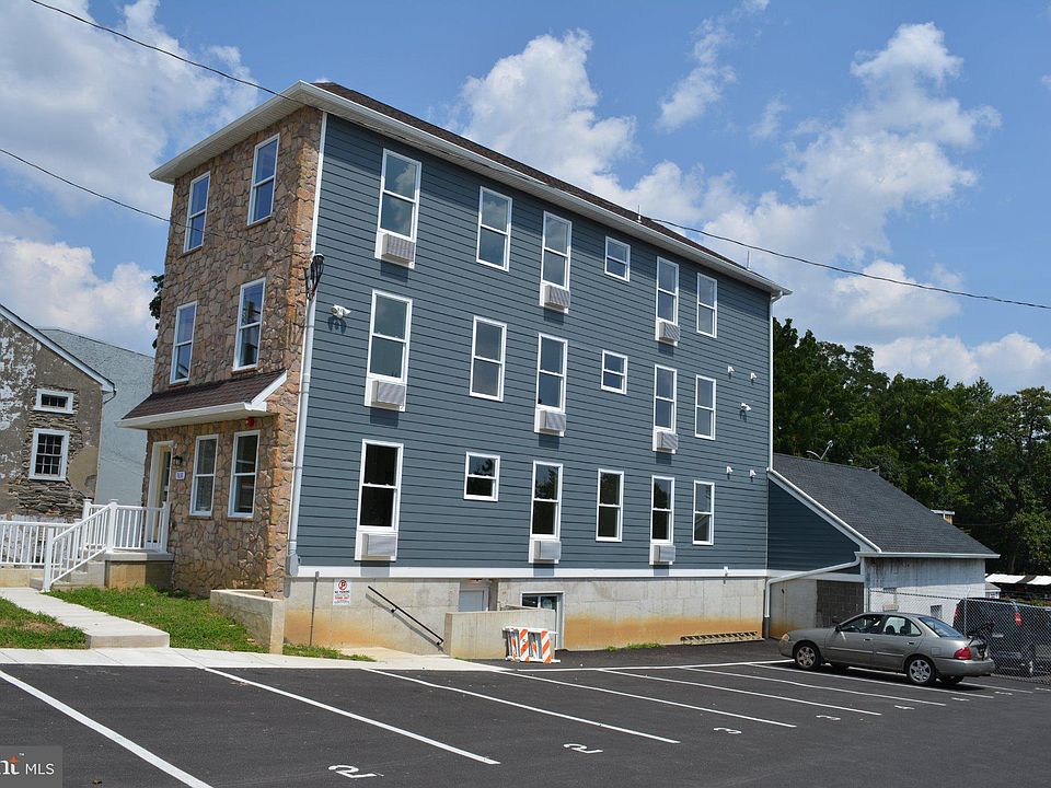 1st image of 7631 Ridge Ave Floor 2