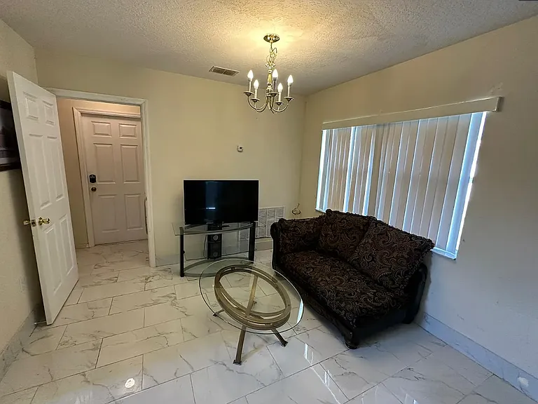 1774 Sage Creek Ct — Photo 4