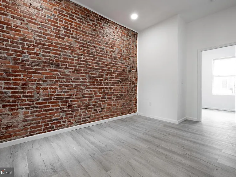 935 W Susquehanna Ave #1 — Photo 13