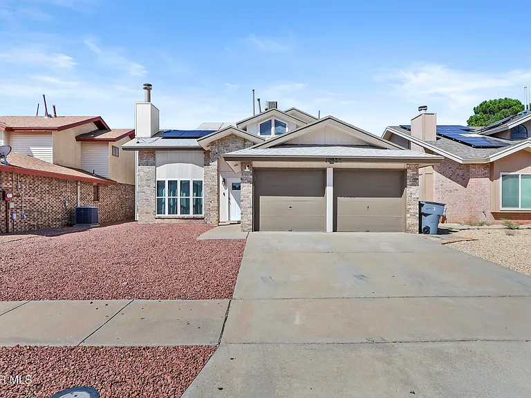 10925 Ernie Banks Dr — Photo 2