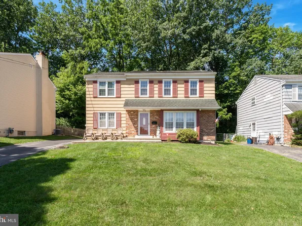 130 Foster Ave, Havertown, PA 19083