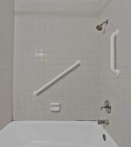 730 N Resler Dr #B — Photo 32
