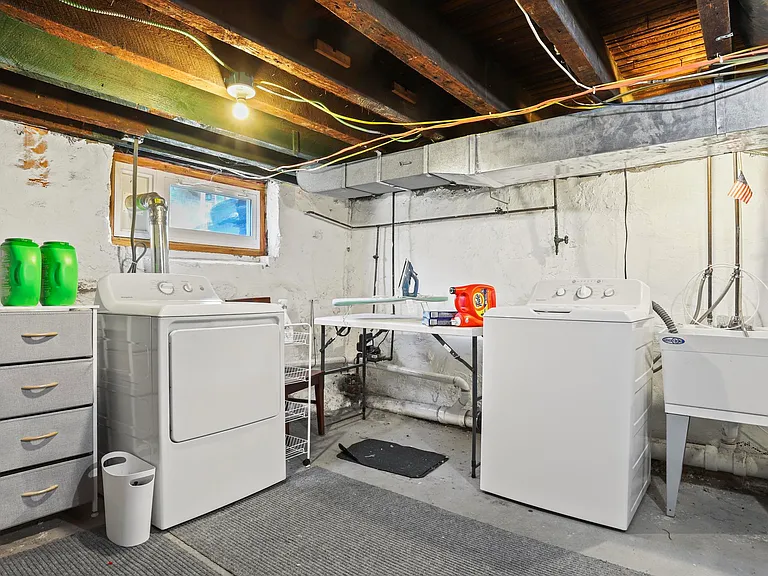 3346 Livingston St — Photo 22