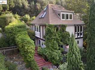 7045 Chabot Rd, Oakland, CA 94618