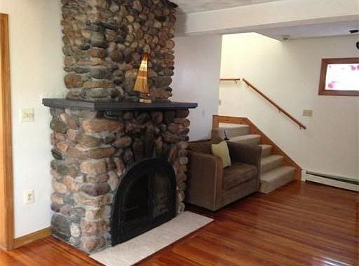 4th image of 65 Brewster Ave