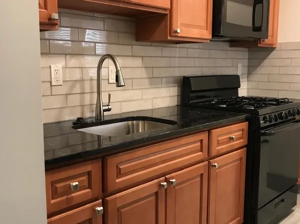 2108 E Lippincott St, Philadelphia, PA 19134