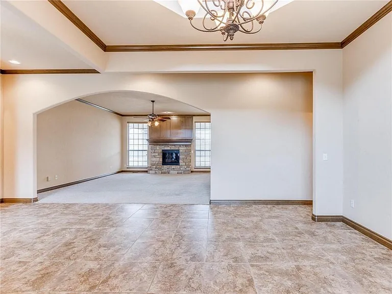 4908 Arbuckle Dr — Photo 8