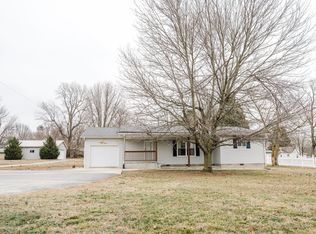 1409 4th St, Monett, MO 65708