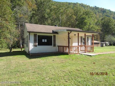 1126 Flick Dr, Shawsville, VA, 24162