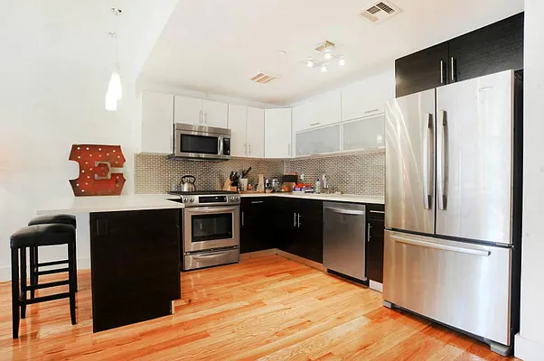 Rented by Town Residential | media 2