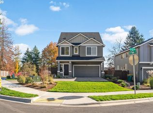 17052 SW Crest St, Beaverton, OR 97007