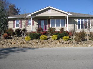 218 English St, Newport, TN 37821