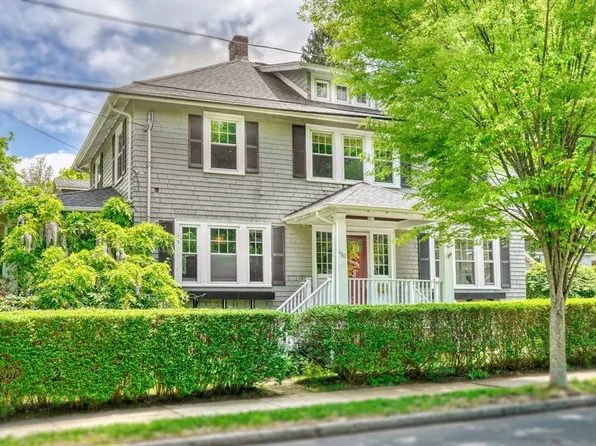 130 Warwick Rd, Melrose, MA 02176