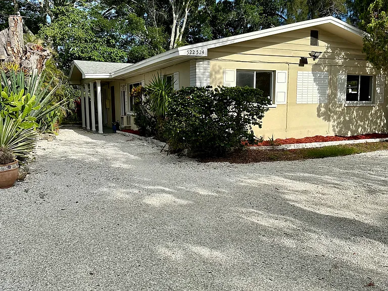 522 Florida Ave — Photo 1