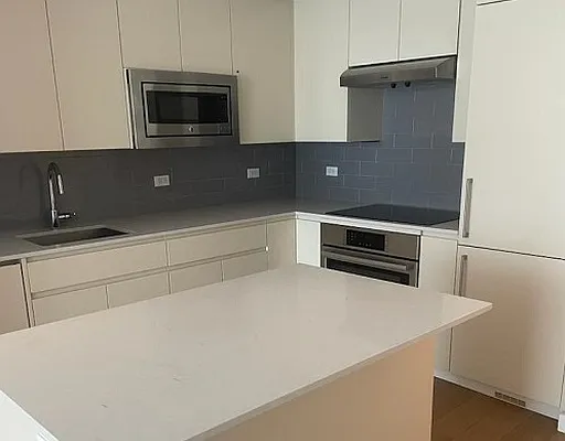 Rented by Manhattan Boutique Real Estate | media 1