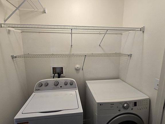5th image of 1832 SW Cameo Blvd