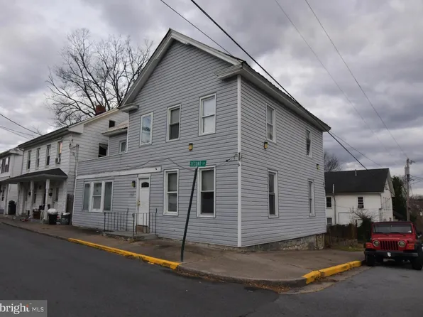 601 2nd St, Martinsburg, WV 25404