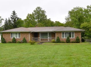 7265 Spanghurst Dr, Walton Hills, OH