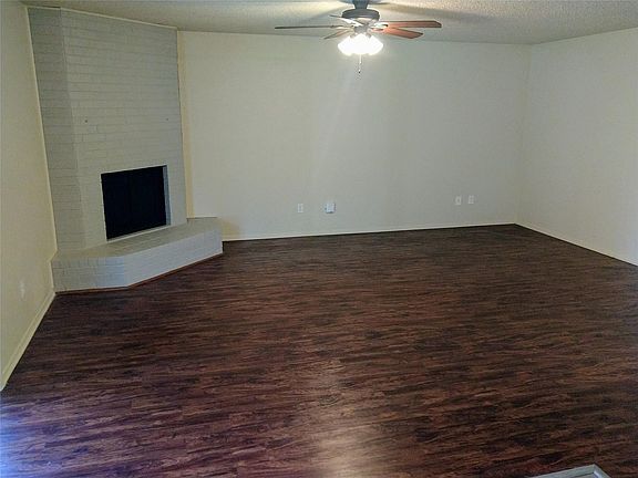 4th image of 5810 Woodsetter Ln