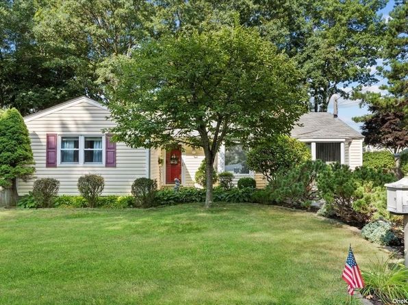 Nesconset NY Single Family Homes For Sale 35 Homes Zillow