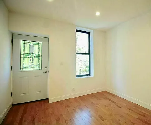 Rented by Corcoran | media 6
