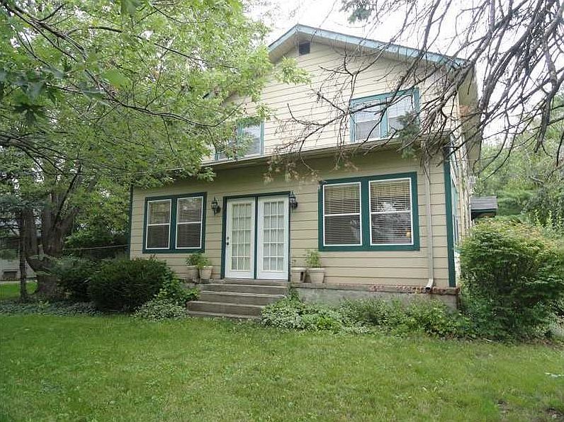 1st image of 338 E Hanna Ave