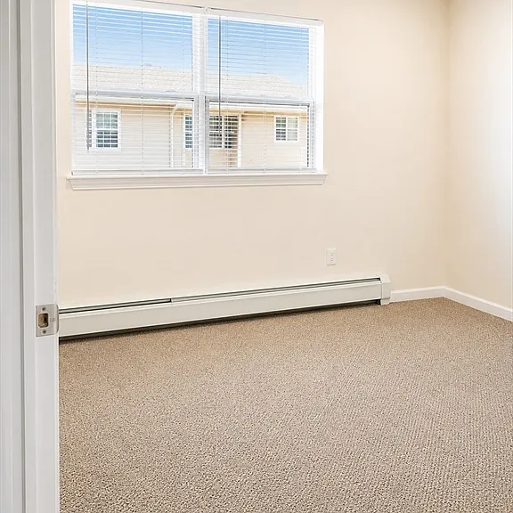 361 Hildreth St #24 — Photo 4