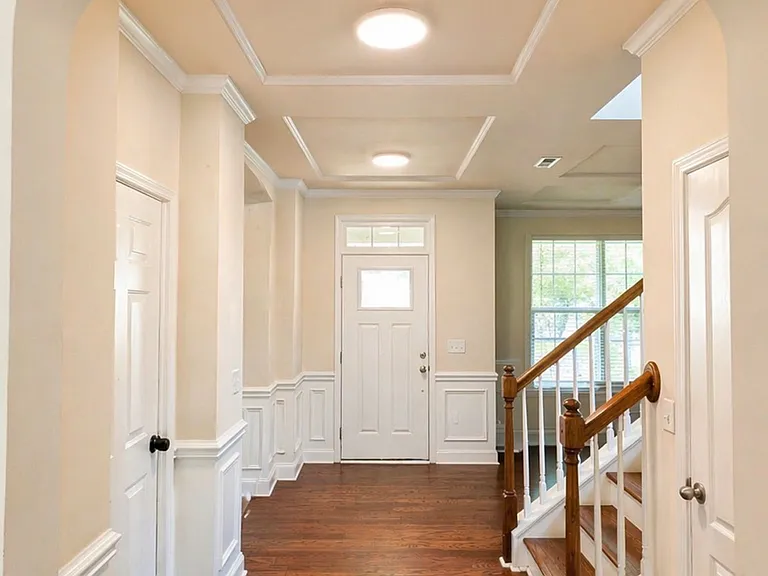 3634 Halcyon Dr — Photo 3
