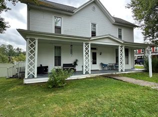 114 E Concord St, Athens, WV 24712