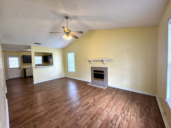 3rd image of 981 W Pueblo Dr