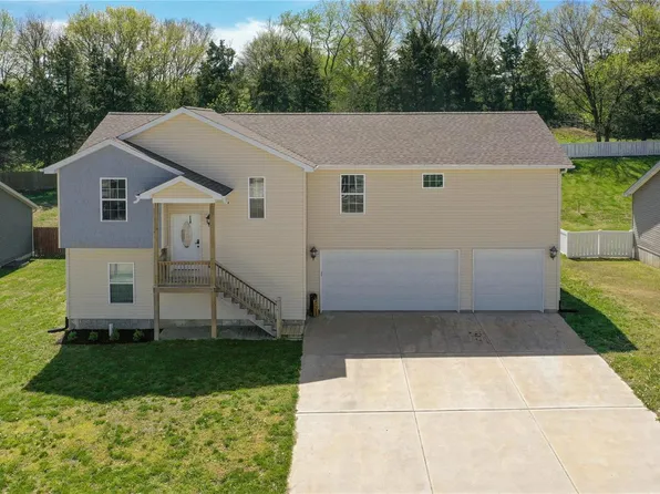 2173 Meadow Grass Dr, Pacific, MO 63069