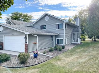 6215 Magda Dr N, Maple Grove, MN 55369