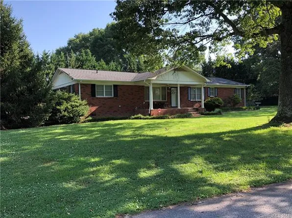 512 Eaker Cir, Cherryville, NC 28021