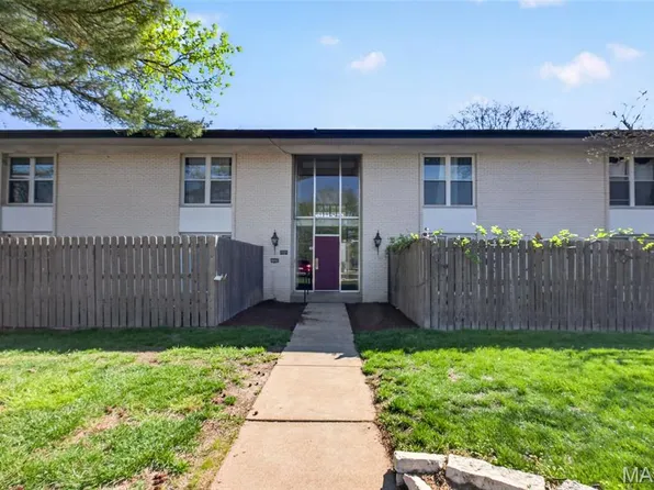 10469 Briarbend Dr APT 7, Saint Louis, MO 63146