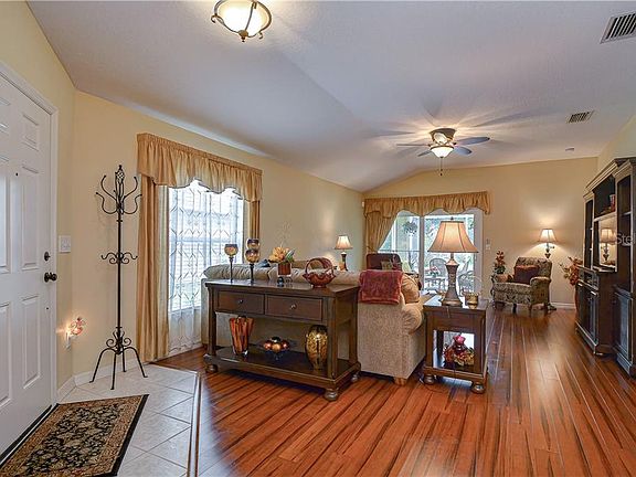 5th image of 31825 Larkenheath Dr