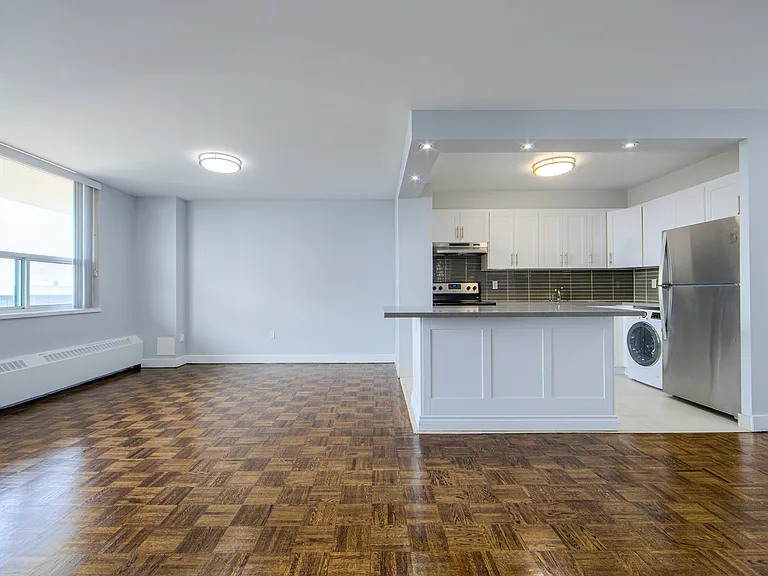 40 High Park Ave — Photo 10