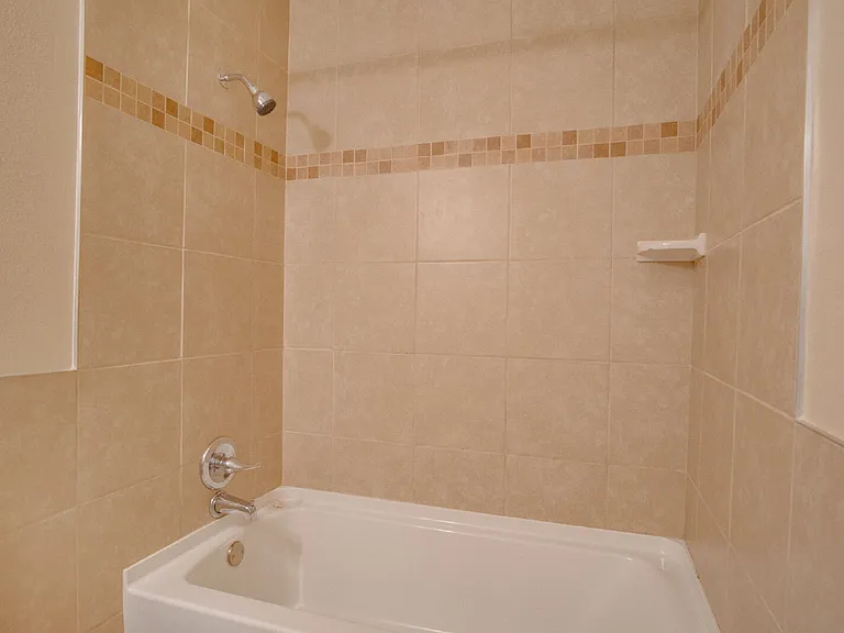 386 Quigley Rd — Photo 23