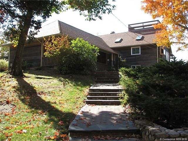 front exterior displaying r...