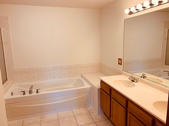 5th image of 539 Kresswood Dr